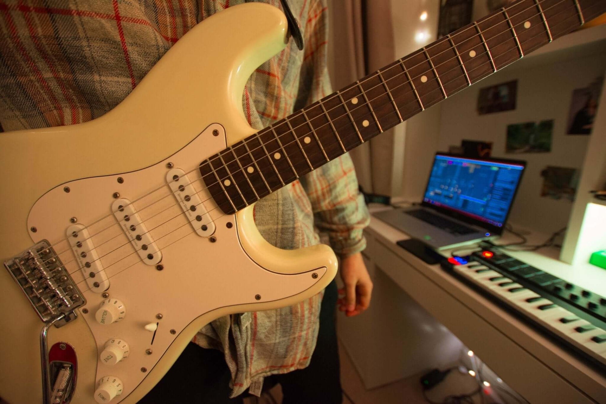 what-is-the-best-guitar-for-lofi